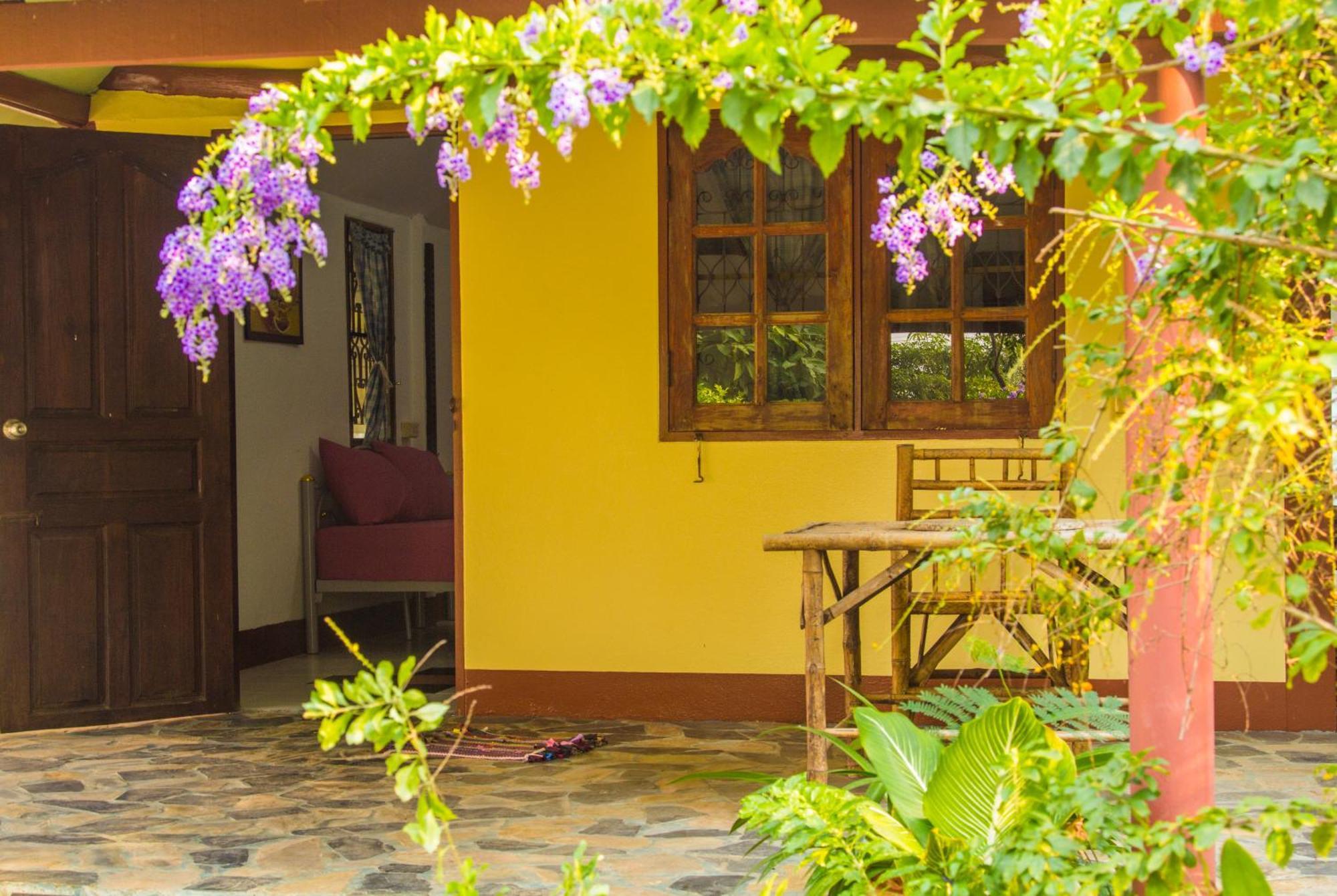 Ban Sabai Sabai Guest House Kanchanaburi Oda fotoğraf
