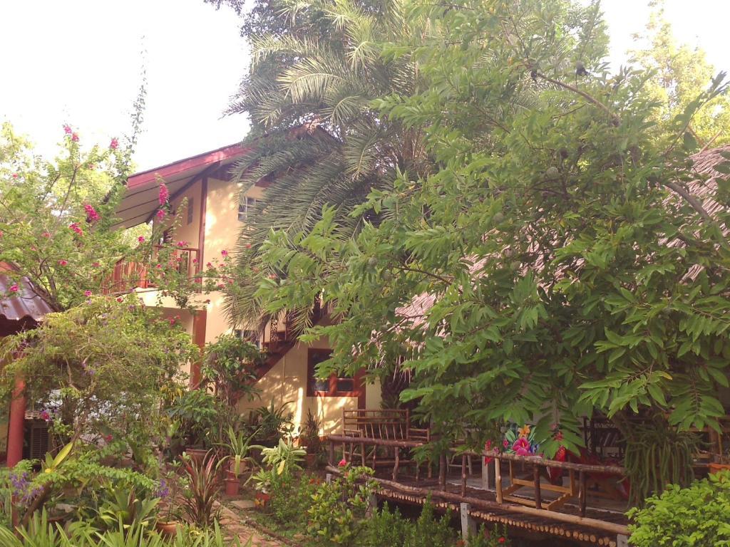 Ban Sabai Sabai Guest House Kanchanaburi Dış mekan fotoğraf