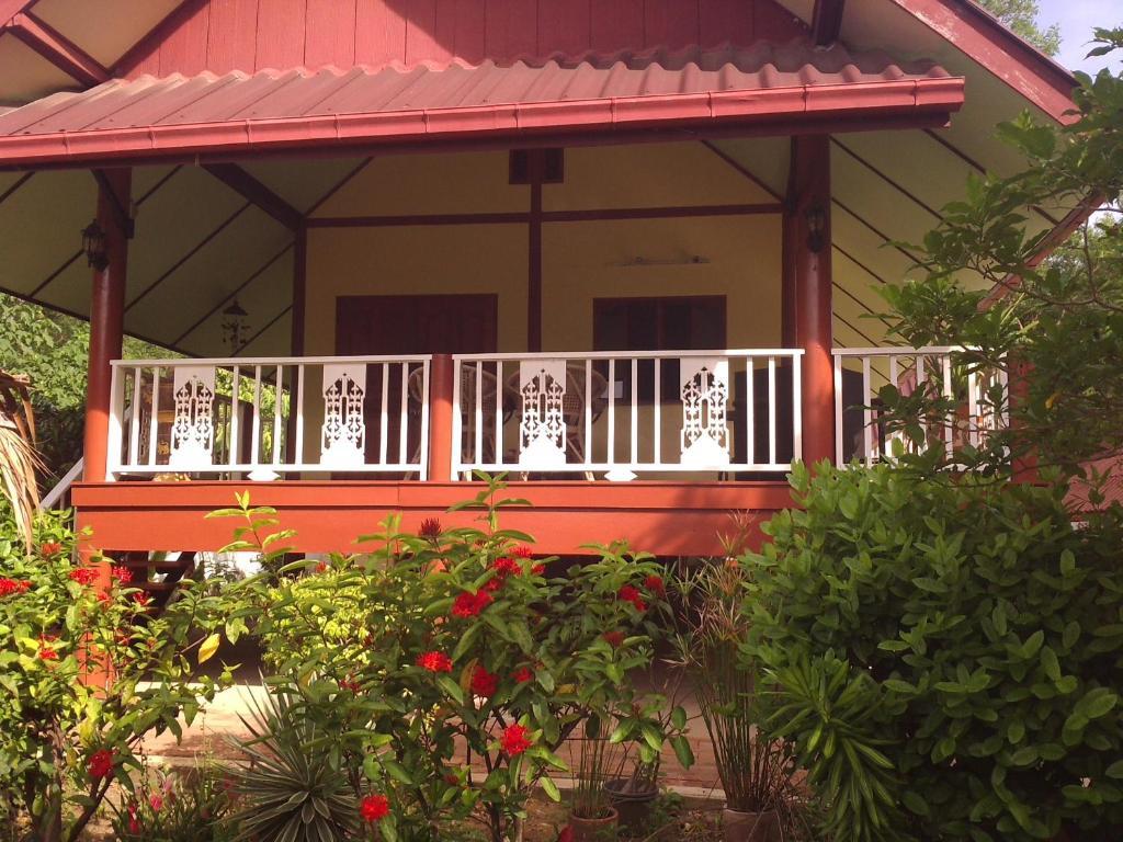 Ban Sabai Sabai Guest House Kanchanaburi Dış mekan fotoğraf