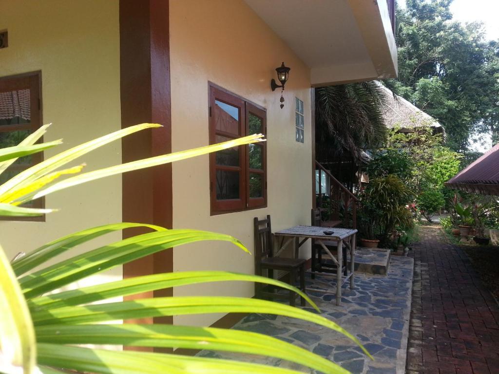 Ban Sabai Sabai Guest House Kanchanaburi Oda fotoğraf